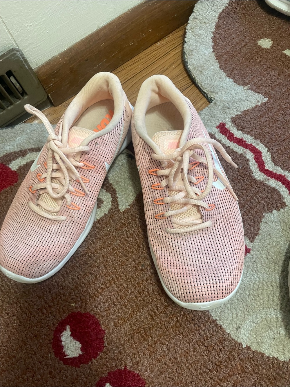 Nike Running Women's Mesh Lace-Up Sneakers